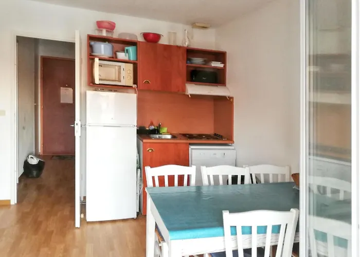 Convivial 35 M² Piscine Partagee 滨海勒韦尔东