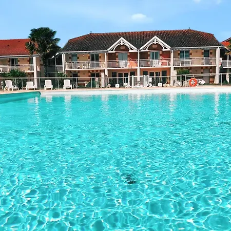 Convivial 35 M² Piscine Partagee Apartmán
