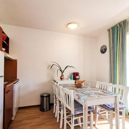 Convivial 35 M² Piscine Partagee Apartmán